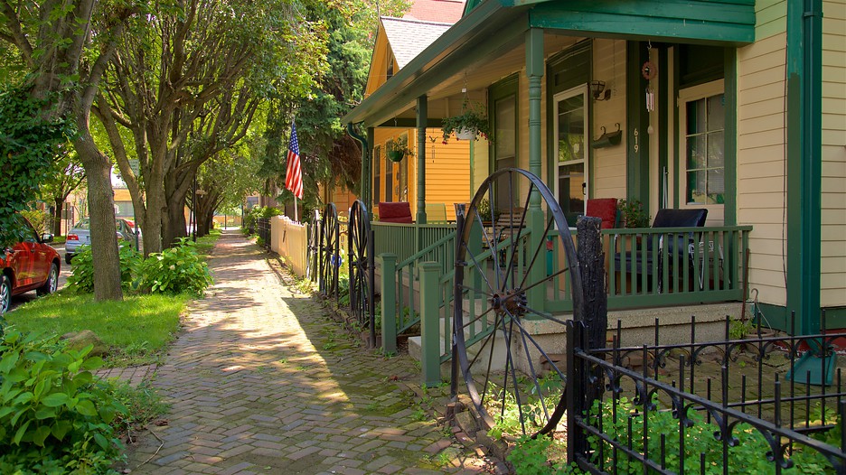 The Best Lockerbie Square Historic District Vacation Packages 2017