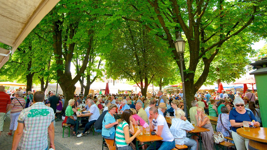 Viktualienmarkt in Munich, Expedia