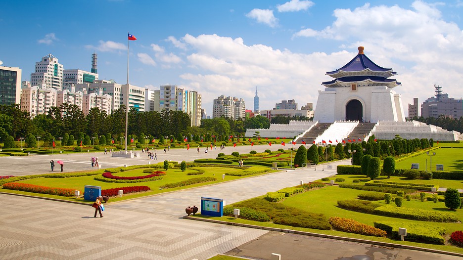 my hero is chiang kai shek Come to the chiang kai-shek memorial hall, linger in this place of art and culture, wander at leisure through the wide elegant spaces, appreciate the beauty of the architecture and gardens, and. my hero is chiang kai shek Come to the chiang kai-shek memorial hall, linger in this place of art and culture, wander at leisure through the wide elegant spaces, appreciate the beauty of the architecture and gardens, and.