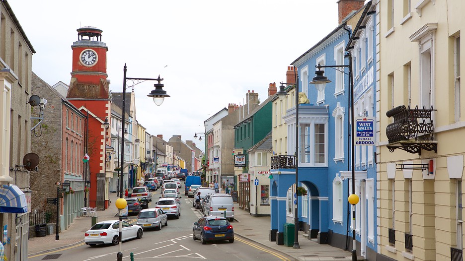 Pembroke Holidays Book Cheap Holidays to Pembroke and Pembroke City