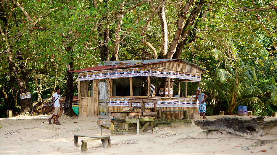 Winnifred Beach Hotel Winnifred Beach Hotel