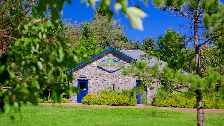 Hill Zoo in Moncton, New Brunswick Expedia.ca