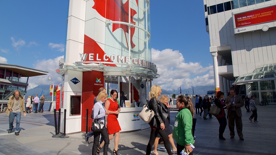 Canada Place in Vancouver, British Columbia | Expedia