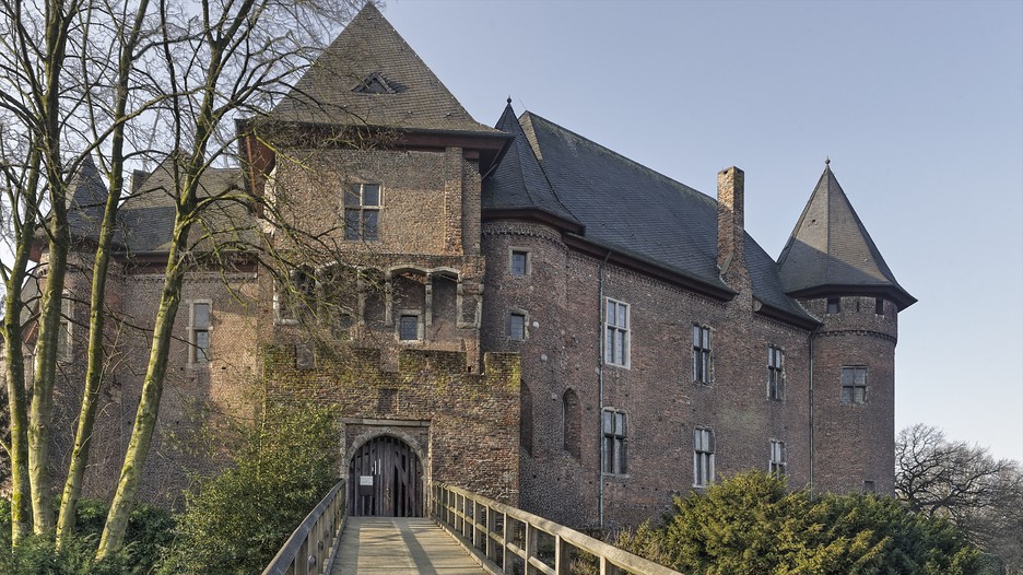 Krefeld Vacations 2017: Package & Save up to $603 | Expedia