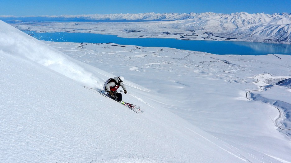 Roundhill Ski Area in Lake Tekapo, Expedia