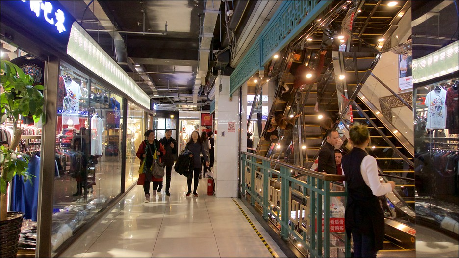 Silk Street Market 242863