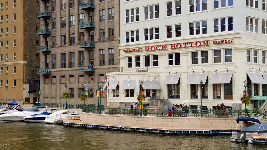 milwaukee vacations 2017 package save up to 603 expedia milwaukee vacations 2017 package save up to 603 expedia