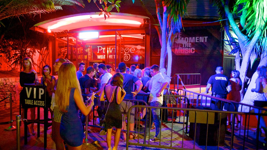 Ibiza holiday deals 18-30