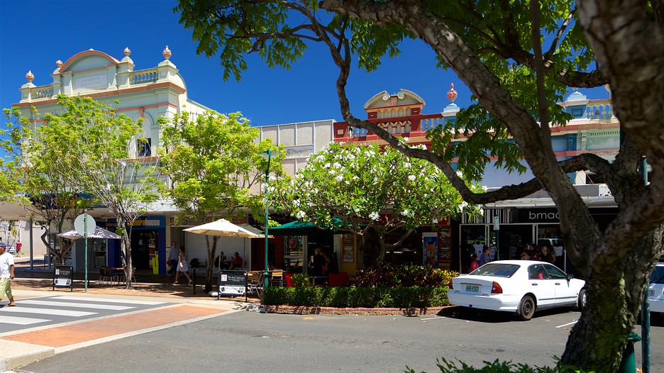 Bundaberg Vacations 2017: Package & Save up to $603 | Expedia