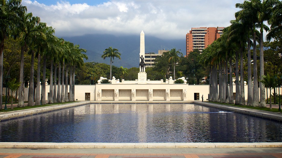 Proceres Promenade in Caracas, Expedia