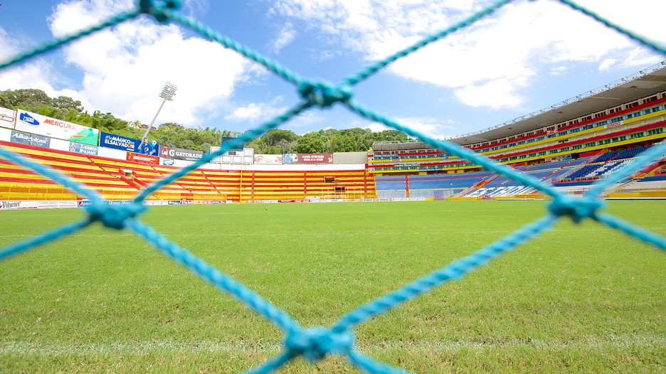 Estadio Cuscatlan in San Salvador, Expedia