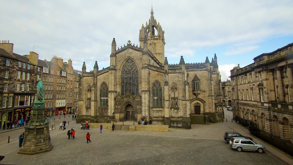 St. Giles' Cathedral in Edinburgh, Scotland Expedia St. Giles' Cathedral in Edinburgh, Scotland Expedia