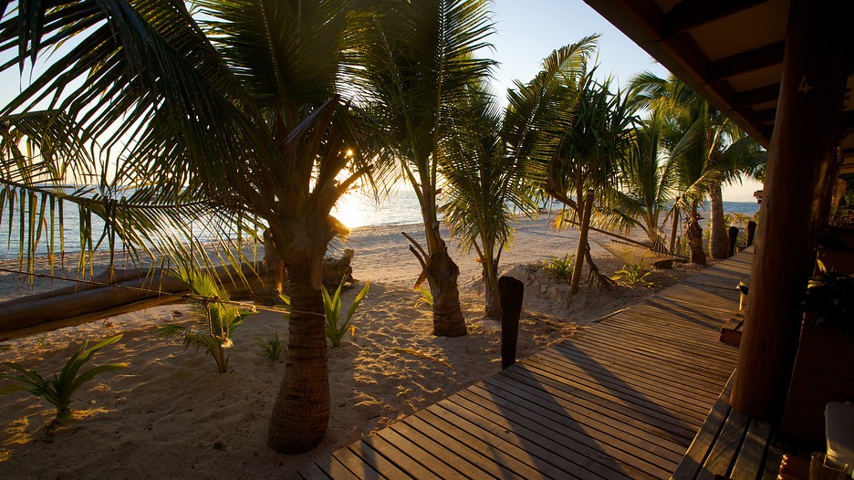 Beachcomber island deals