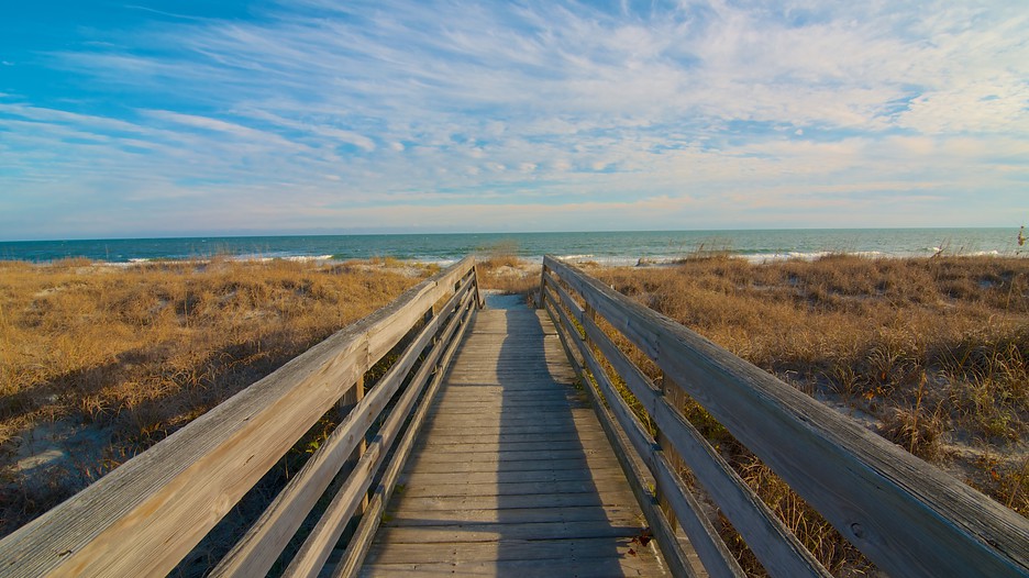 Huntington beach state park is home to the atalaya castle and a great place to hike, enjoy the beach, picnic with the family and learn about local the park is located south of myrtle beach, south carolina on highway 17. Huntington Beach State Park Myrtle Beach - Huntington Beach State Park Vacations 2017: Package & Save ...