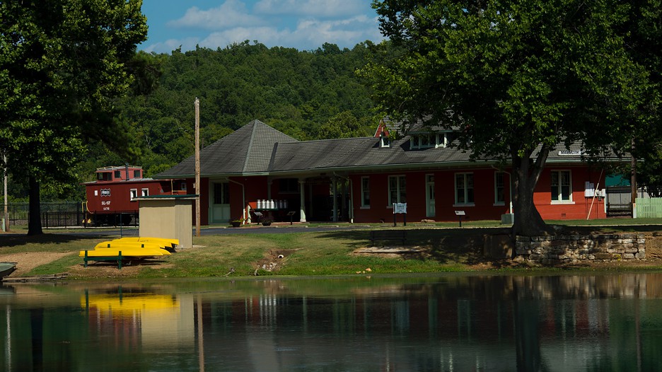 Mammoth Spring Vacations 2017 Package & Save up to 603 Cheap Deals