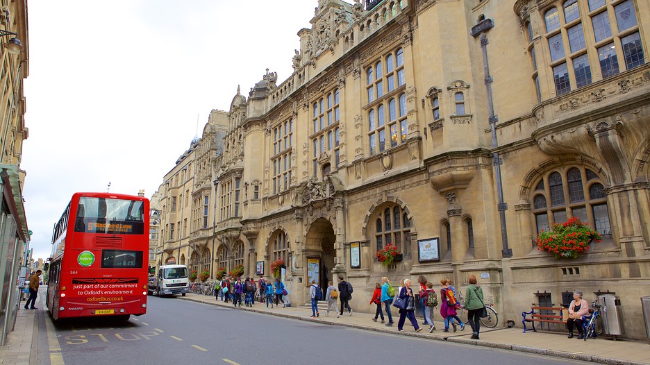 Amazoncom: Customer reviews: A Guide to the Elements Oxford