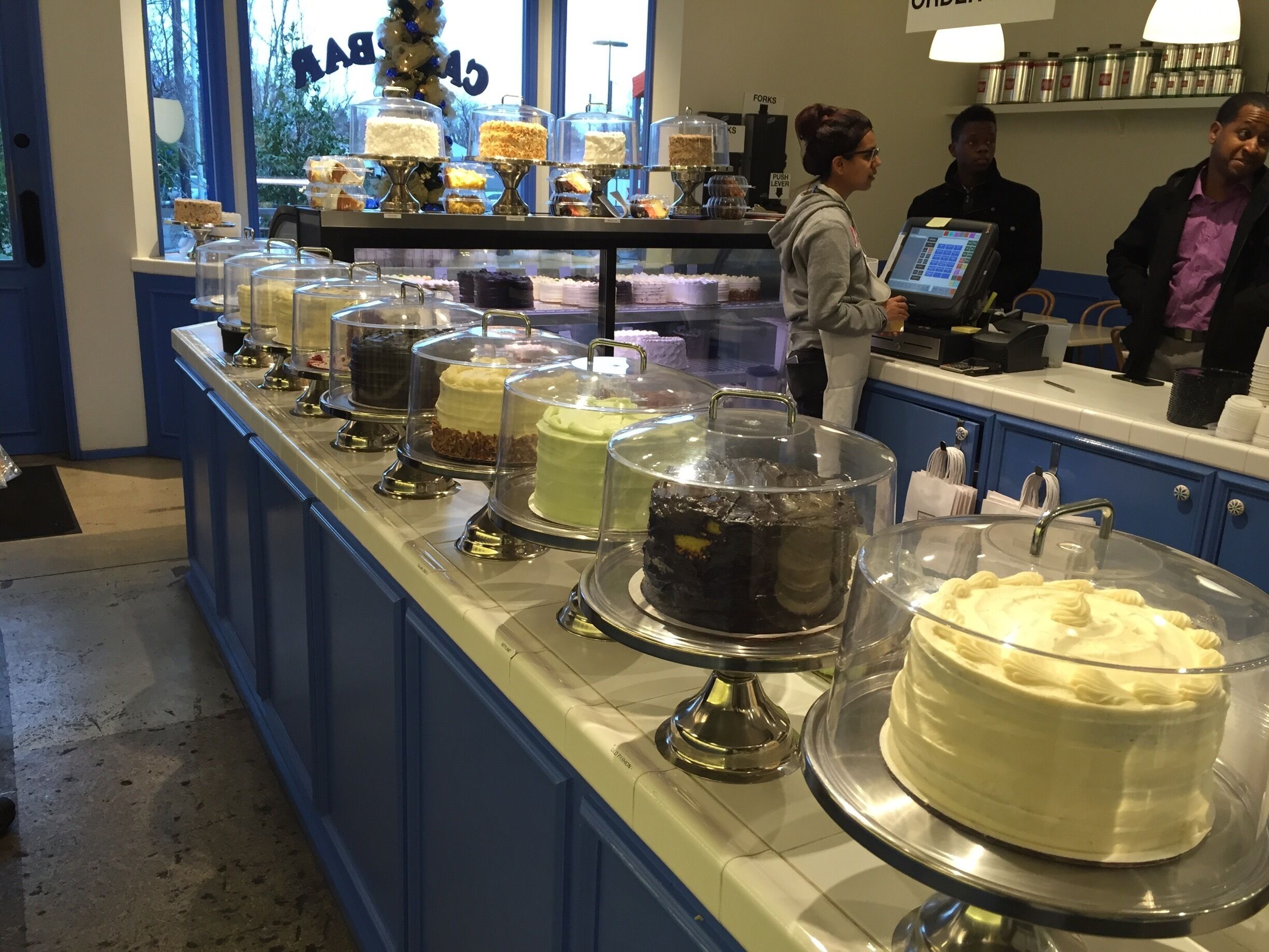 Great cake! We got the Neapolitan -three kinds of cake in one! Yummy. 