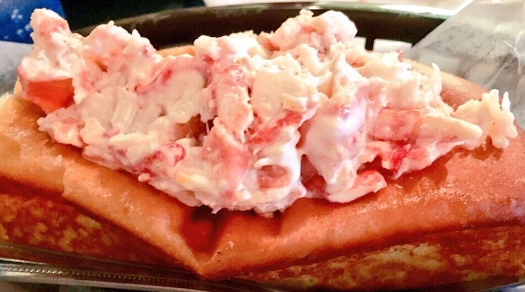 When I'm craving a lobster roll my go-to seafood joint in DFW is 20 Feet Seafood Joint, hands down!
Grab an order of fries too, which are made with rosemary, garlic, and are oh so tasty.
FYI, this a BYOB establishment.