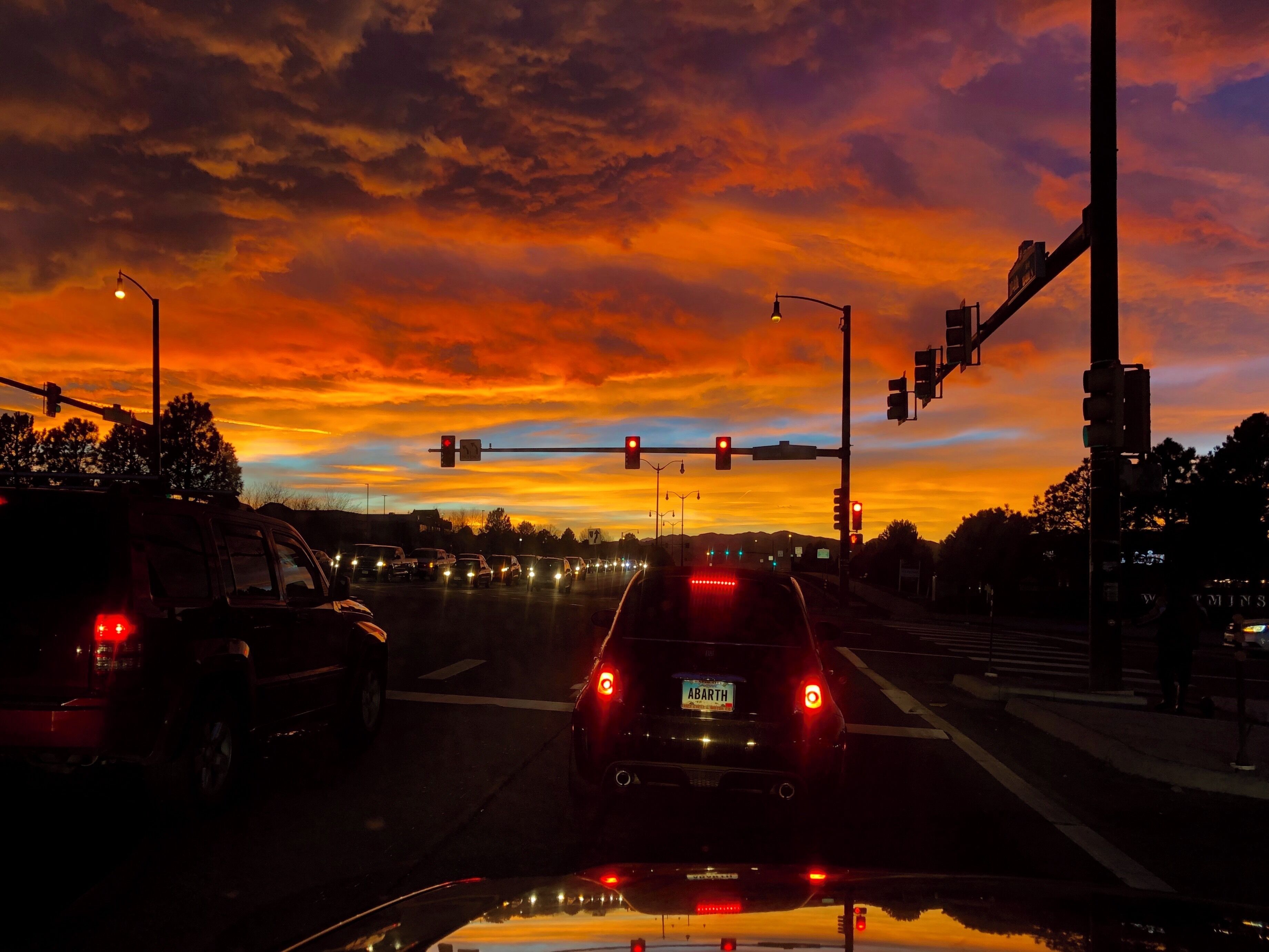 A Classic Colorado Sunset


#coloradosunset #sunset #mybackyard #colorado