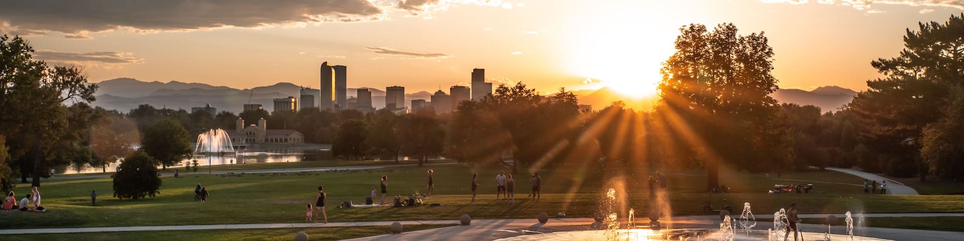Panoramic view of Denver skyline
