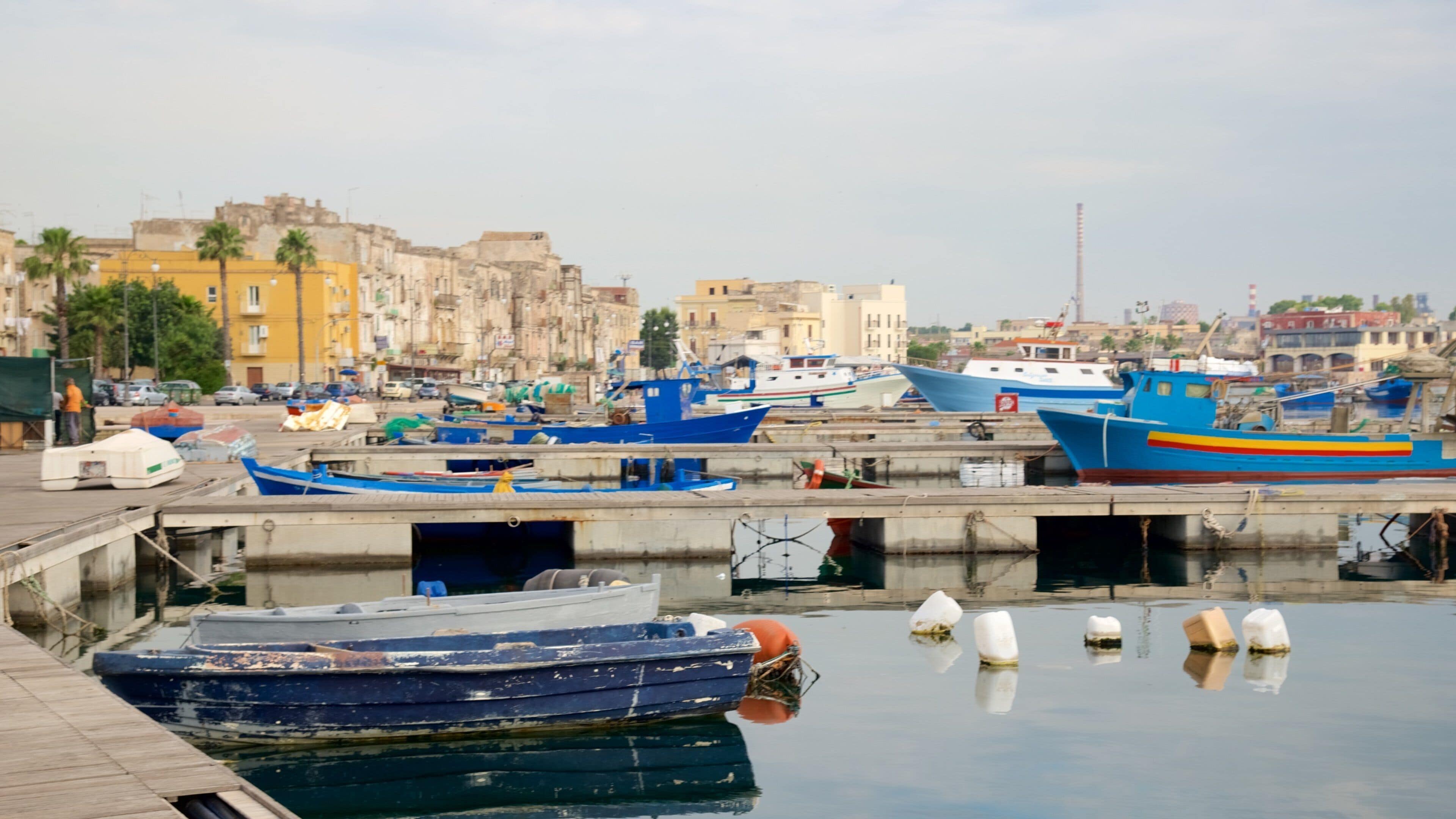 Taranto som viser bukt eller havn