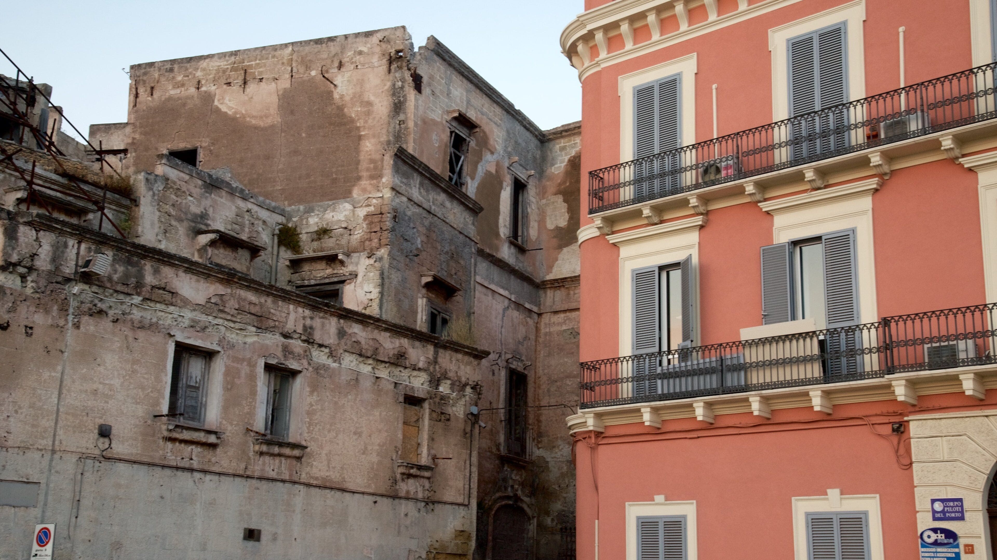 Taranto featuring heritage architecture