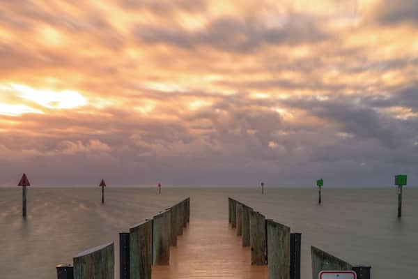 Inspired by @williamJones I went down to south Florida. I also went down to visit family :D. Granted, I had to capture a few landscapes along the way.
I left Atlanta at 3:30 PM and got into Key Largo at 3:00 AM. Slept for a couple hours in my car and went in search of a sunrise. I hoped to find a dock falling into the water, but this was just as good. I also went from 37 degrees to 74 degrees. That was interesting.