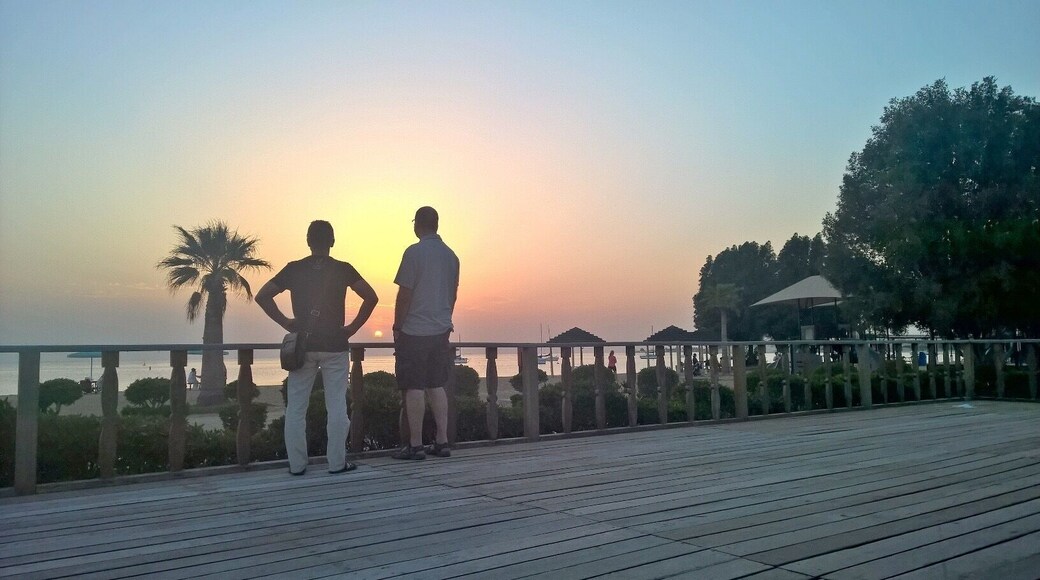 Saudi sunset on the Aramco beach, what a delight. #BeachBound