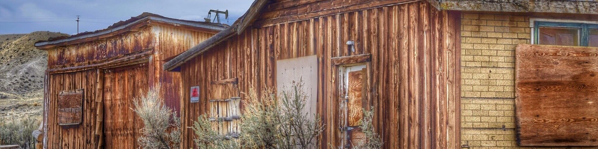 This is a cool little ghost town about 30 miles northwest of Thermopolis. I highly recommend the drive!