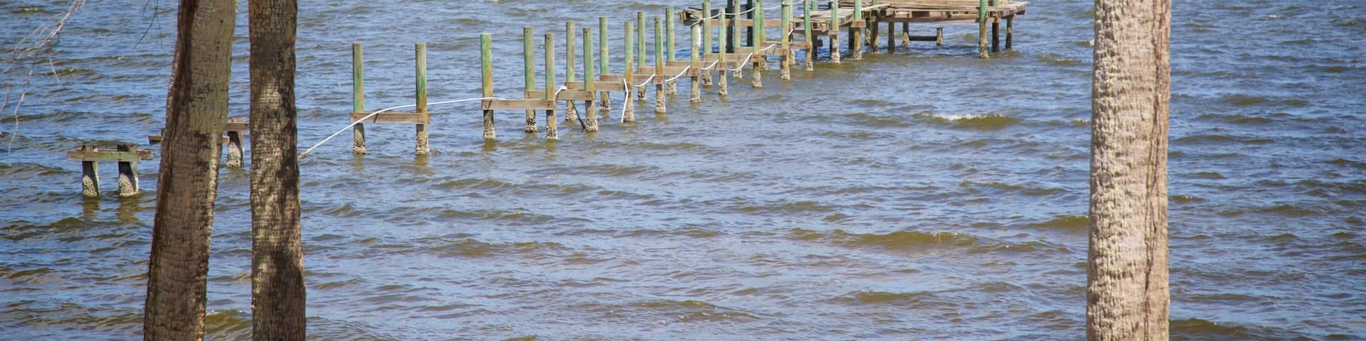 Titusville Hotel Guide