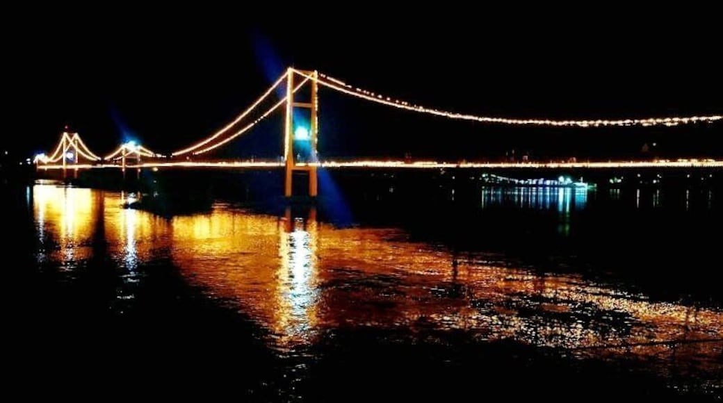 Walking bridge for Loi kathrong