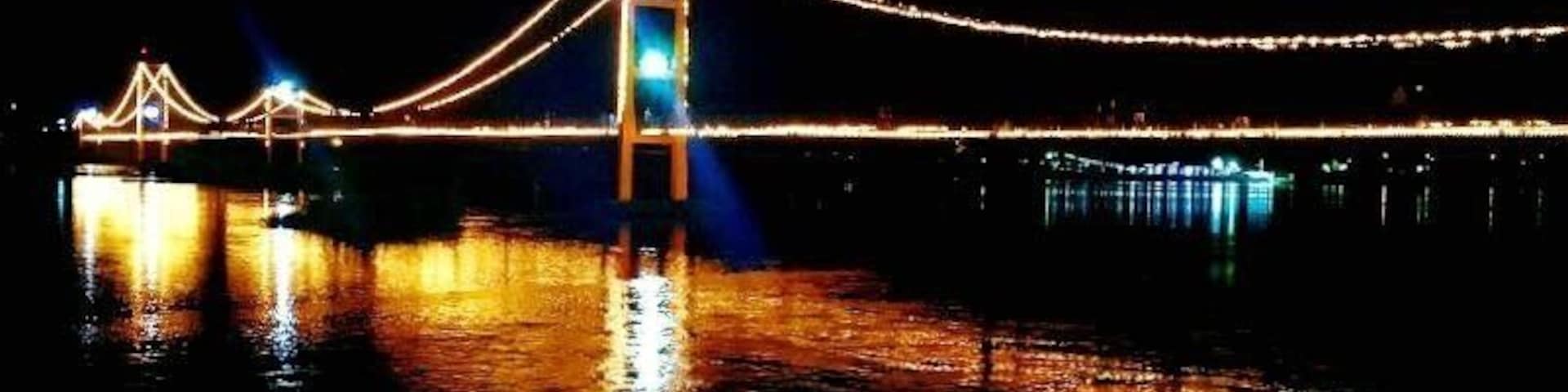 Walking bridge for Loi kathrong