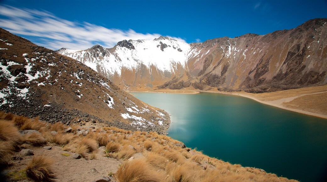 Toluca featuring a lake or waterhole, mountains and tranquil scenes