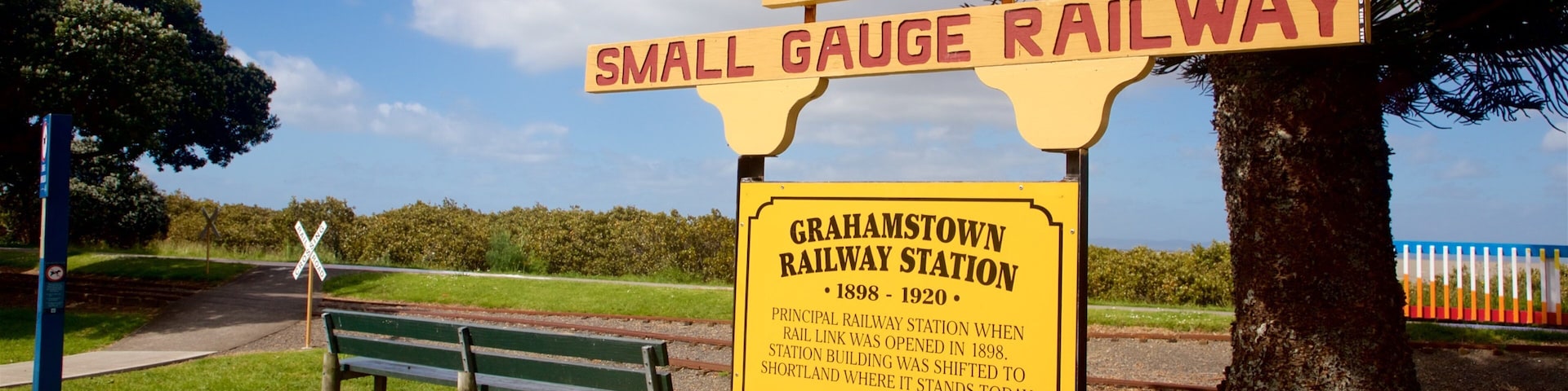 Thames which includes a park and signage