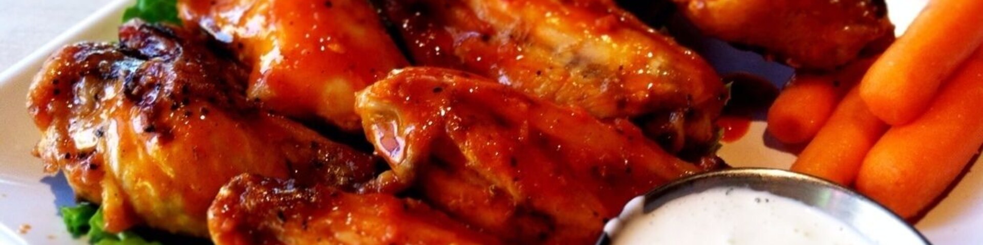 Habanero chili grilled wings