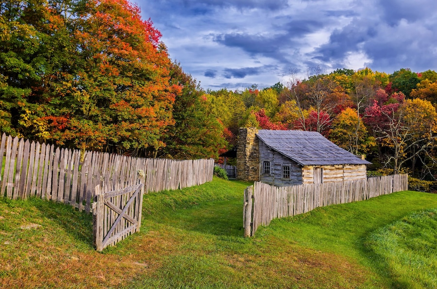 Rustic cabin, autumn scenic, Cumberland Gap National Park