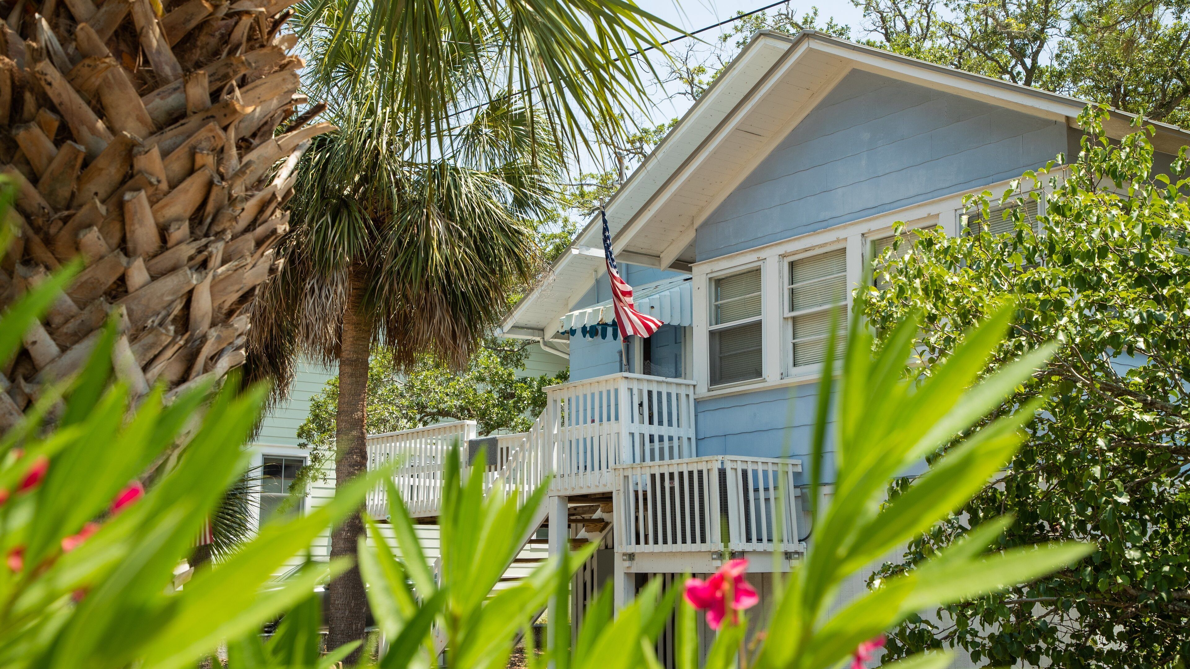 Tybee Island which includes a house
