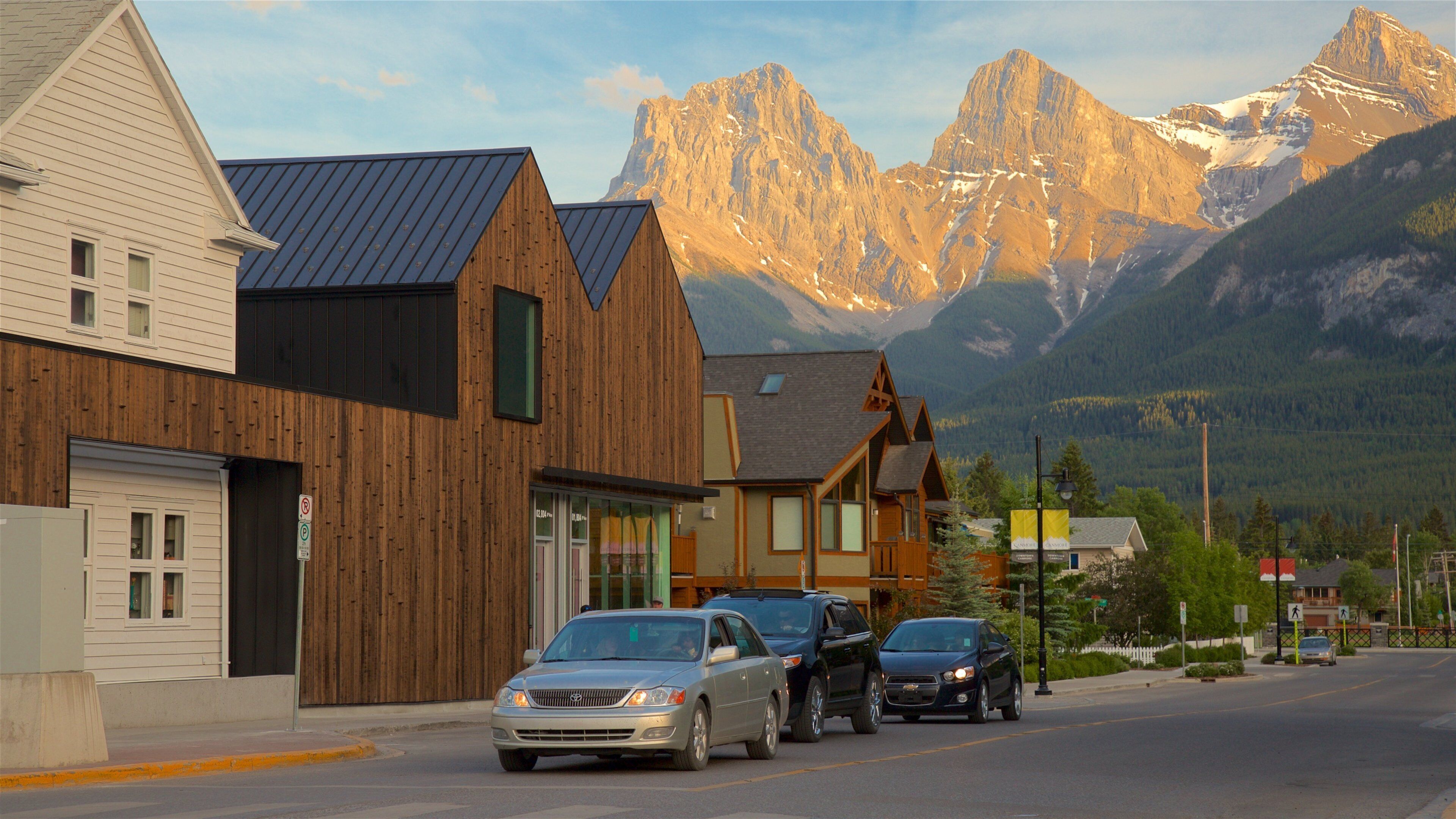 Canmore which includes a small town or village and mountains