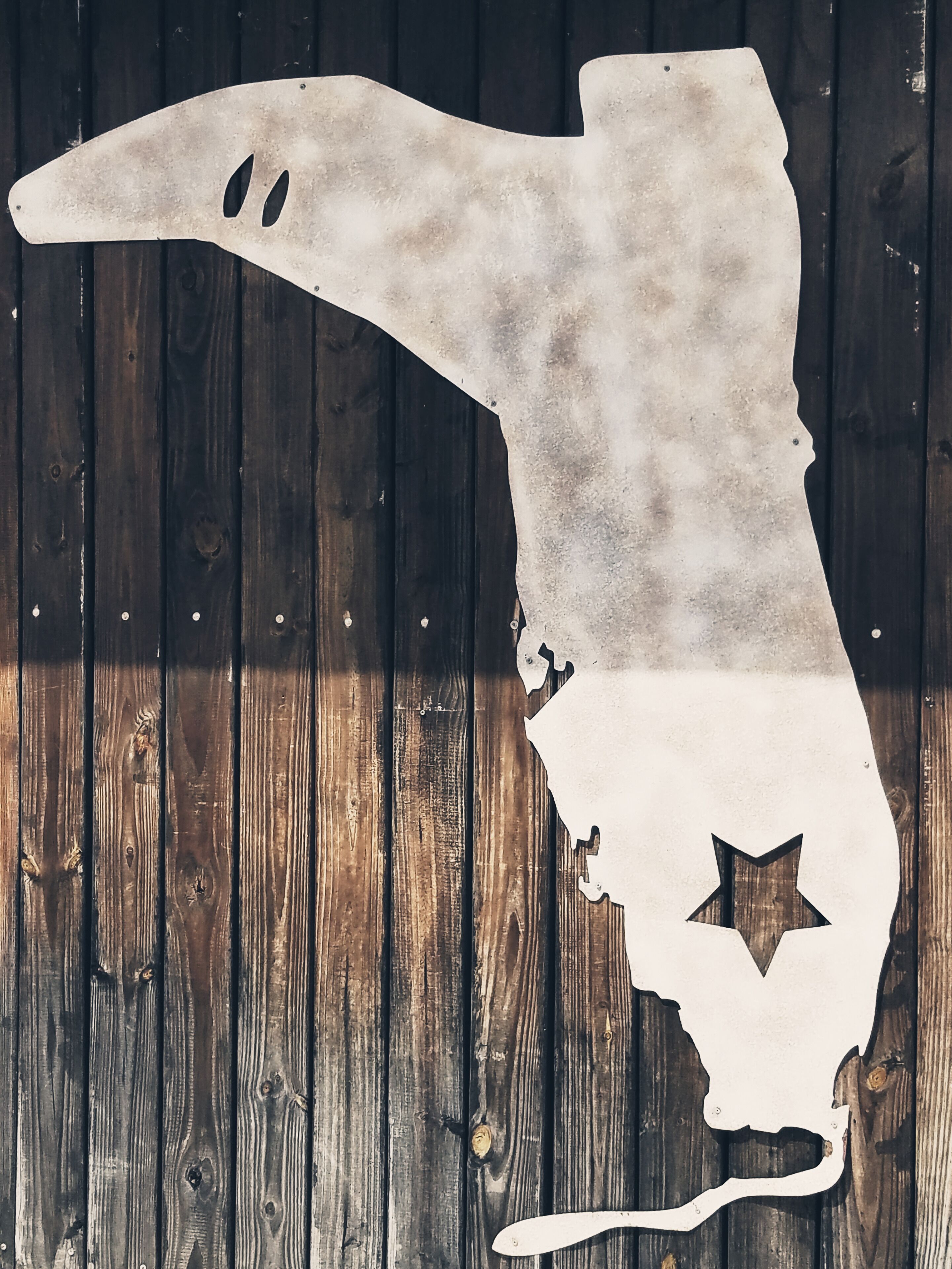 With a restaurant, bar, and store, Florida Cracker Kitchen has it all! A fun place for breakfast or lunch. I had chicken and waffles for the first time, as well as biscuits and gravy. Amazing food. Cute country atmosphere. Wonderful place to spend a morning. #brooksville #florida #floridacrackerkitchen #breakfast