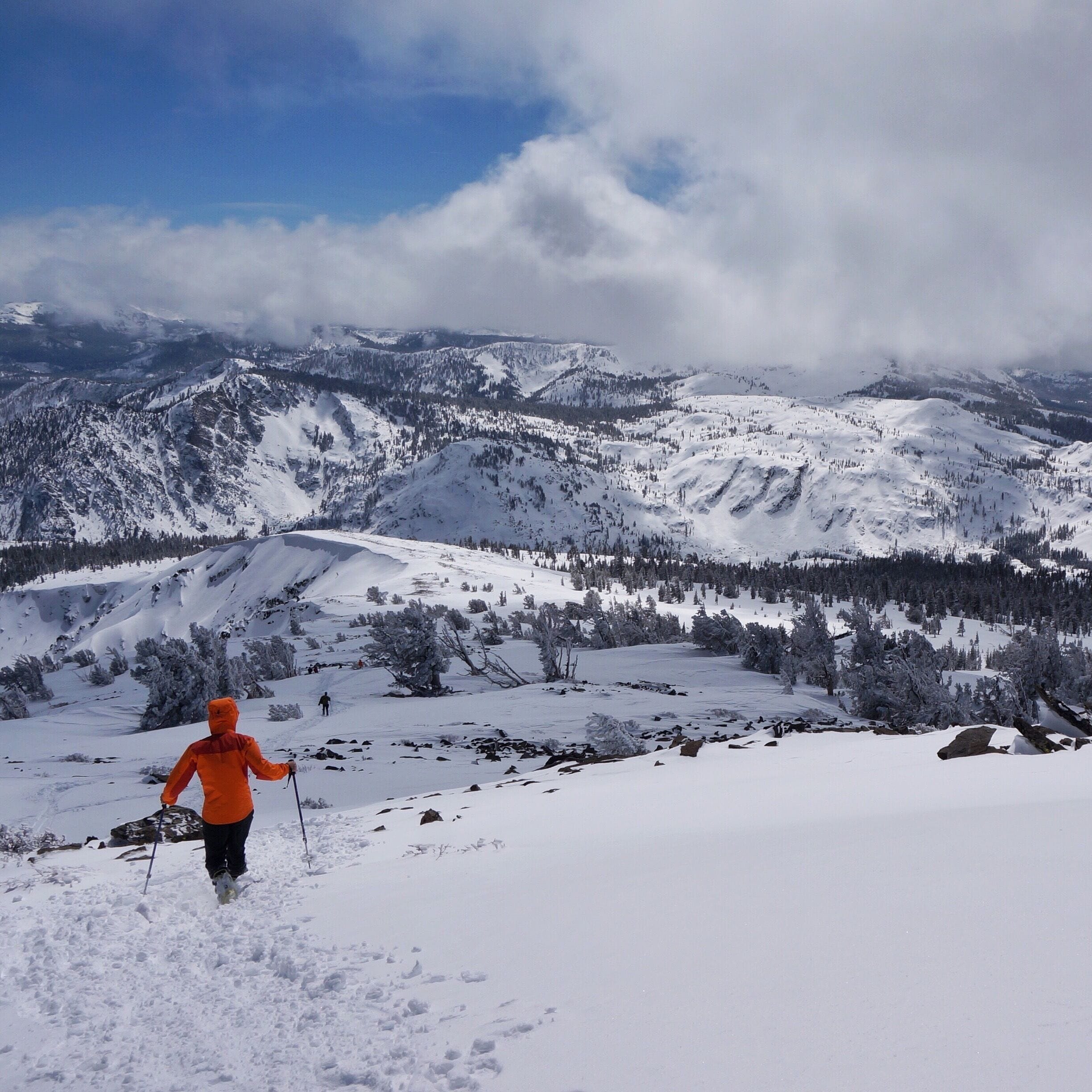 Mt. Tallac (9,739ft) is located in the Desolation a Wilderness and Eldorado National Forest. The mountain is accessible all year round. In the winter it is a popular winter mountaineering and backcountry ski area. The Northeast Ridge is the most direct and steepest route and is only doable in the winter. #snow