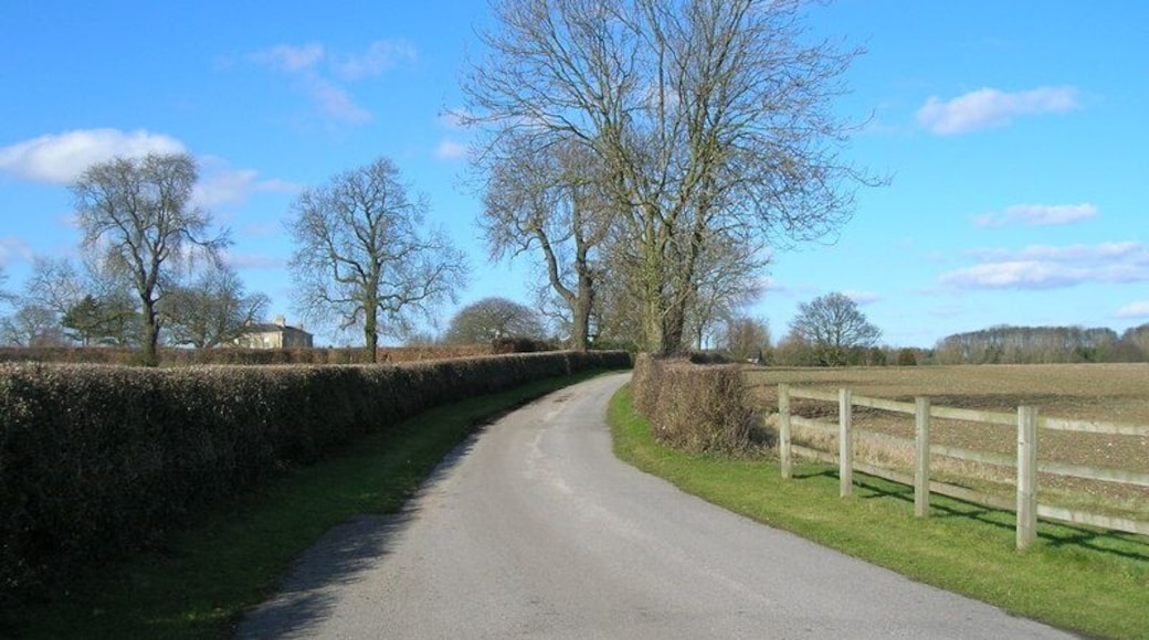 Track to Woodhouse Farm