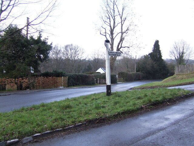 Lane junction near High Hurstwood