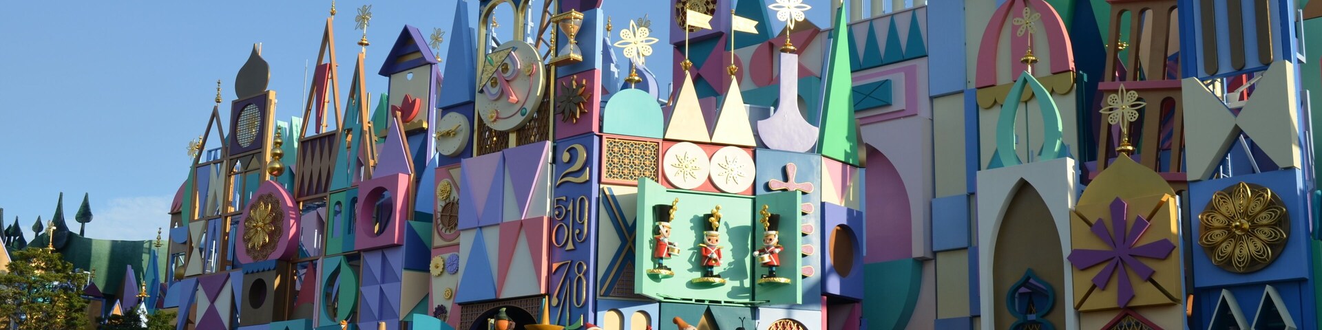 "It's A Small World"
#Culture Photo Contest