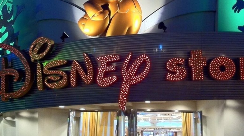 Tokyo Disney Resort IKSPIARI DIsney Store