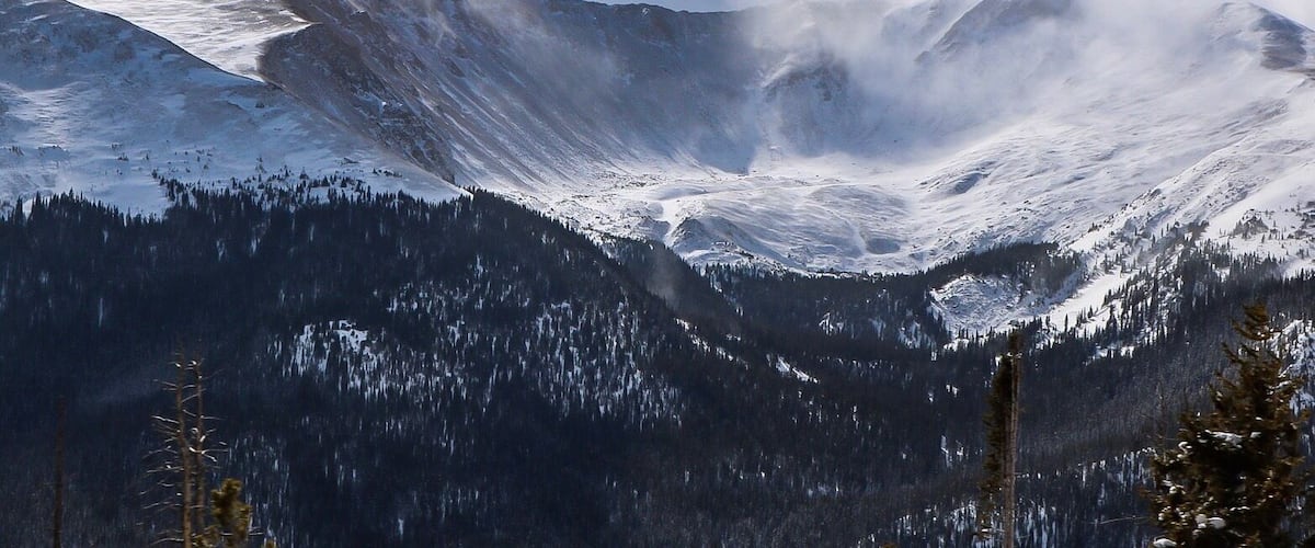 One of my FAVORITE mountain peaks, right across from the continental divide. Enjoy :)
#colorado #winterpark #continentaldivide #rockymountains