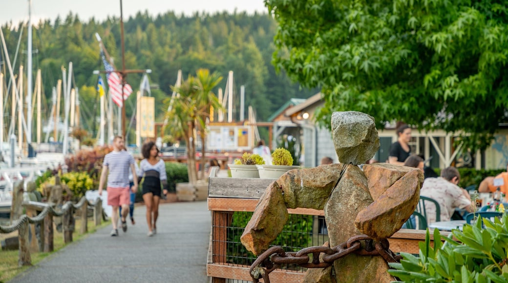 Bainbridge Island showing outdoor art and street scenes as well as a couple
