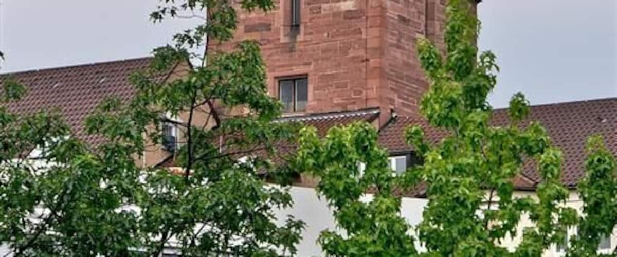 Bezirksamtsturm -Teleblick von der Schloßkirche