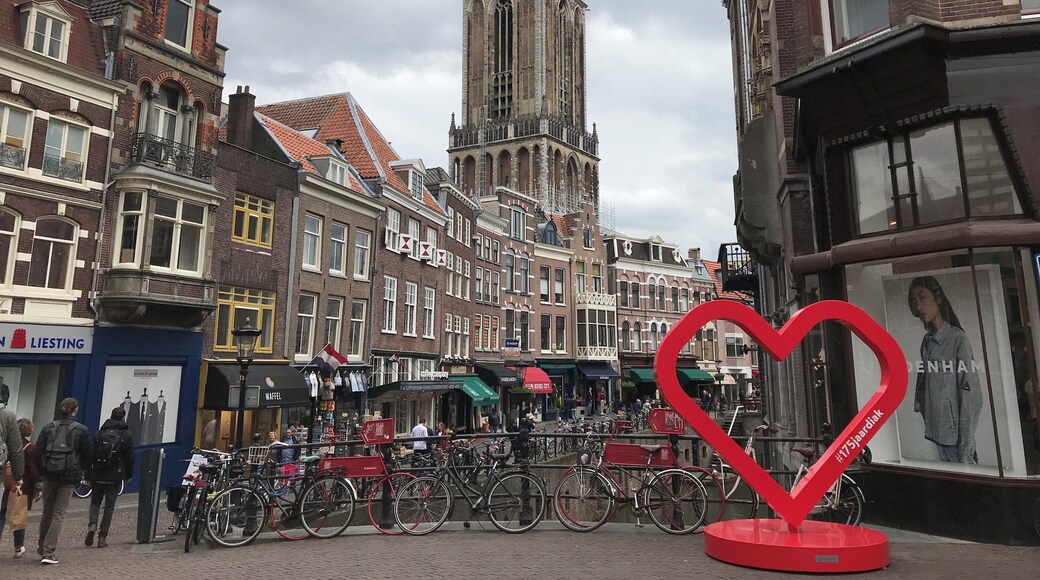 Smack in the heart of Ultrecht Netherlands. Such a beautiful city twenty minutes outside of Amsterdam. I think it’s the Netherlands best kept secret. #ultrecht #ultrechtnetherlands #netherlands #heartoftown #flashpackingbarbie #worldtrip2019