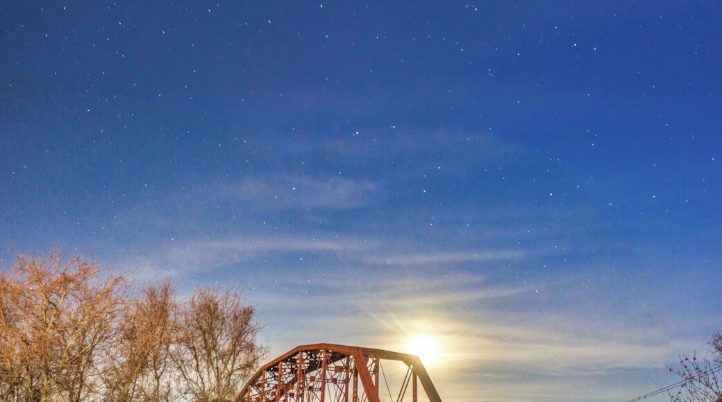You can see this beautiful truss bridge from the interstate. It's not the most tranquil location, with cars and lights zooming along I-10. However, from behind my camera and I'm able to capture the peacefulness this location has to offer. I'd be honored to take in the scenes at #BvSCrete
29.7717278,-96.0372191