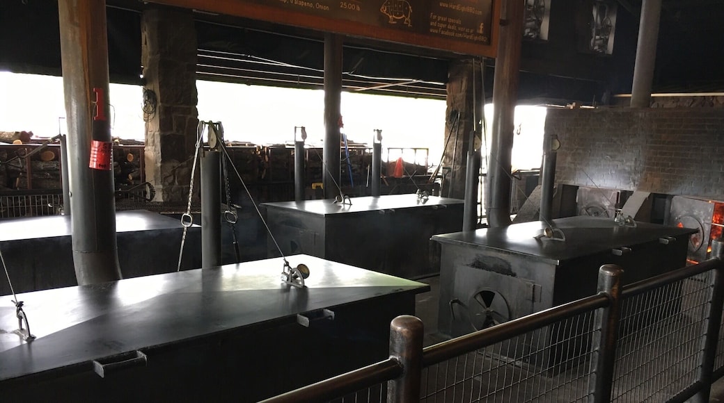 An amazing production for BBQ meats. First time for me to see such an elaborate prep area. BBQ heaven